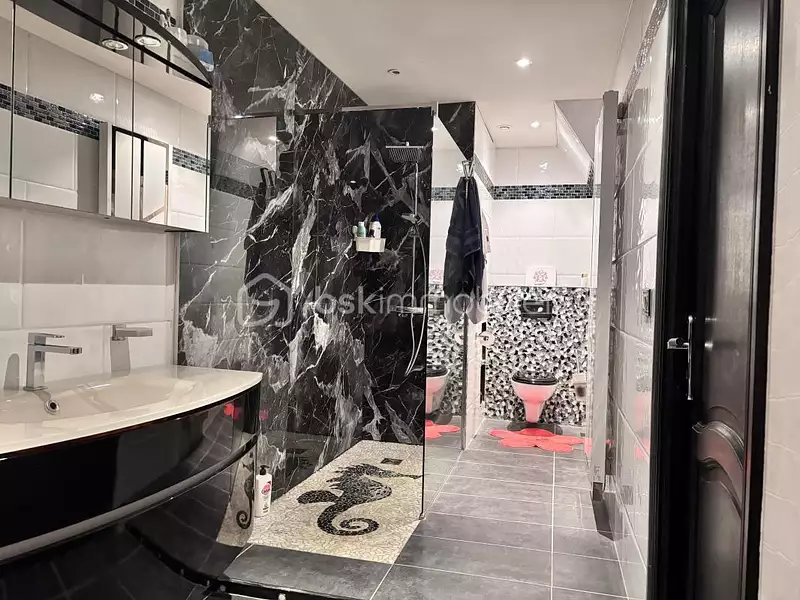 Maison, 199 m²