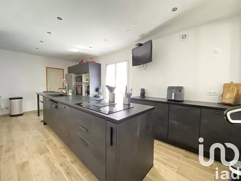 Maison, 195 m²