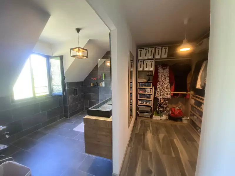 Maison, 167 m²