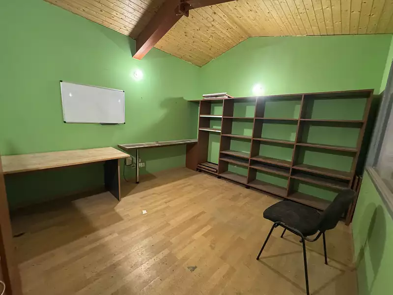 Divers, 594 m²