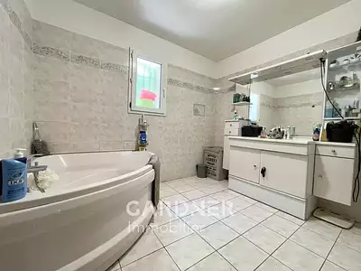 Maison, 120 m²