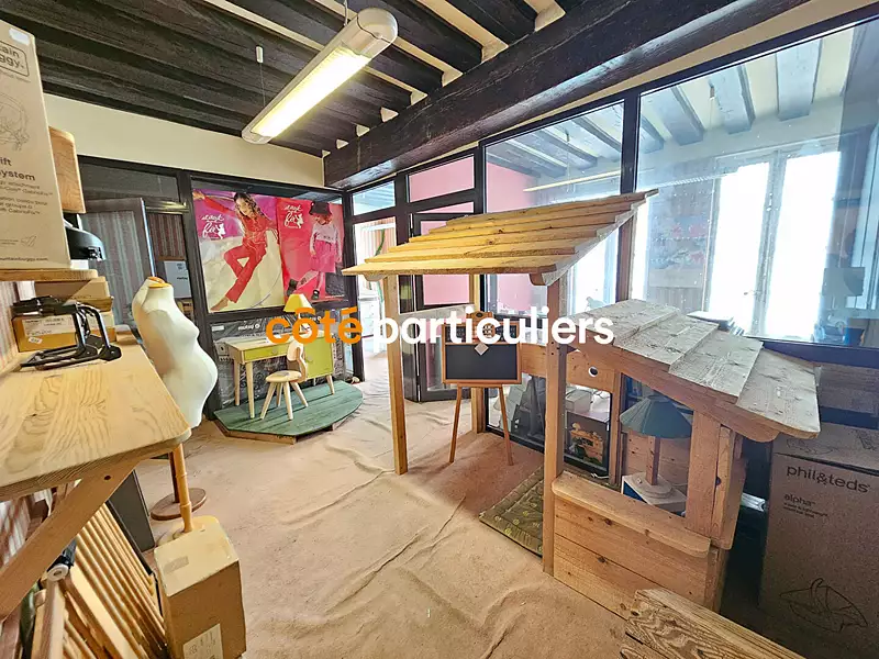 Immeuble, 179 m²