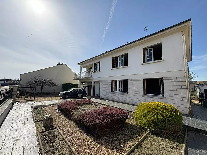 Maison, 160 m²