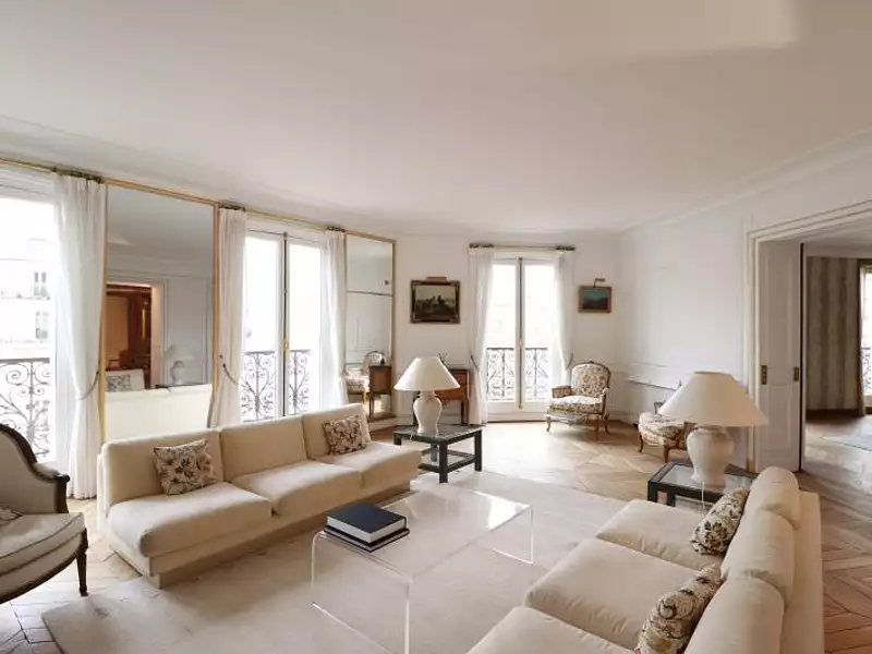 Appartement, 236 m²