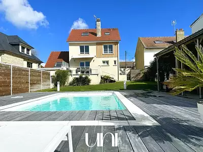 Maison, 180 m²