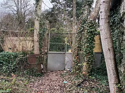Terrain, 270 m²