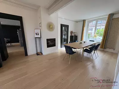 Maison, 280 m²
