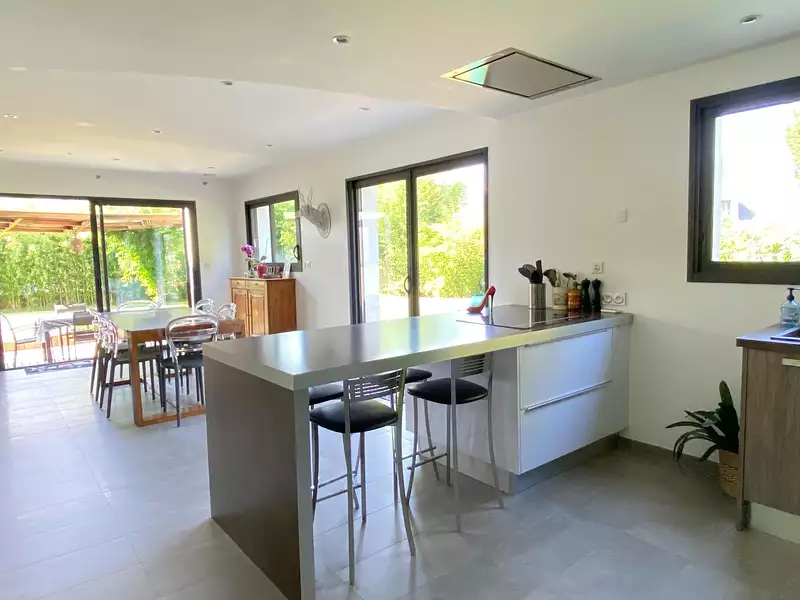 Maison, 163 m²