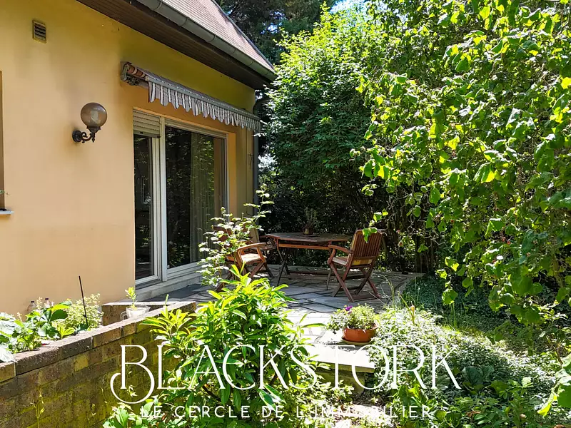 Maison, 220 m²