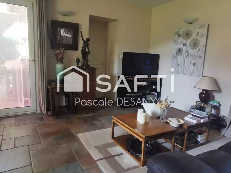 Maison, 206 m²