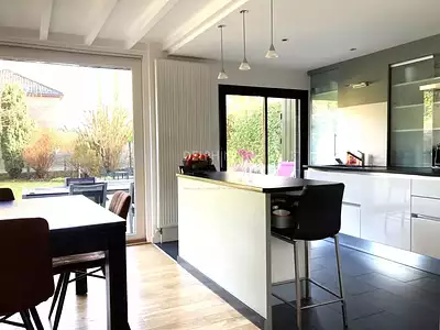 Maison, 163 m²
