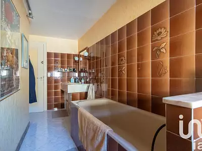 Maison, 180 m²