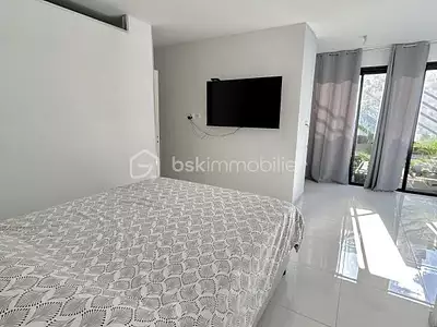 Maison, 250 m²
