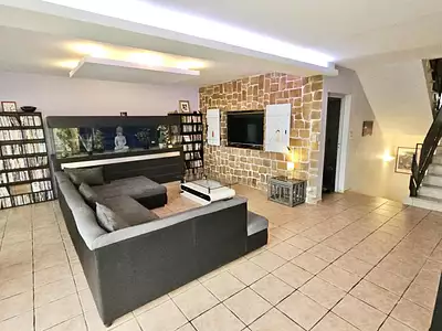 Maison, 285 m²