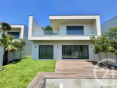 Maison, 192,1 m²