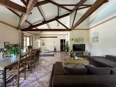 Maison, 270 m²