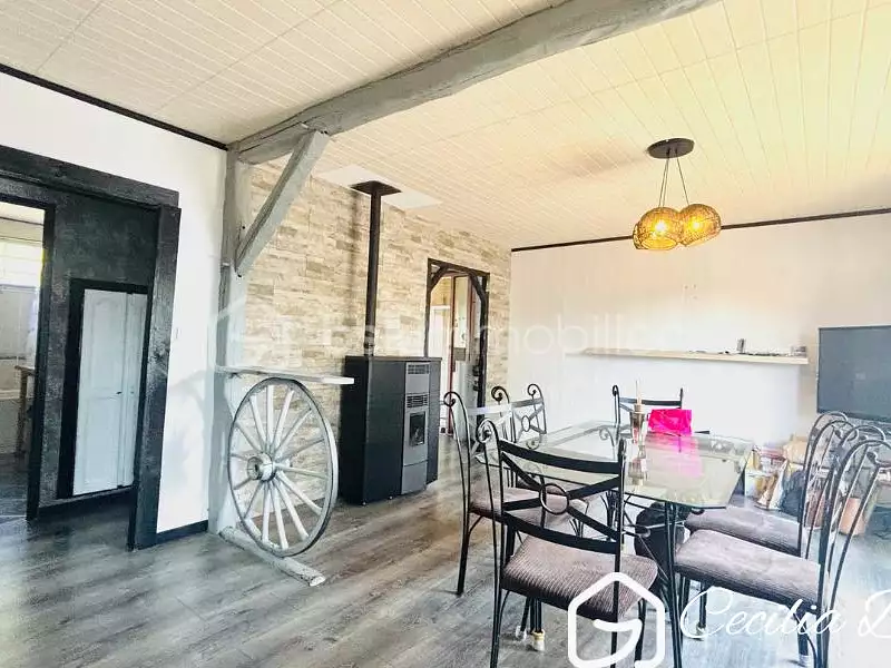 Maison, 90 m²