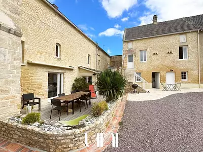 Maison, 260 m²