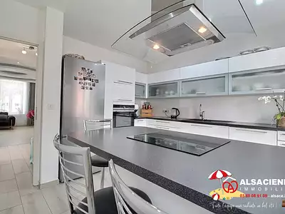 Maison, 143 m²
