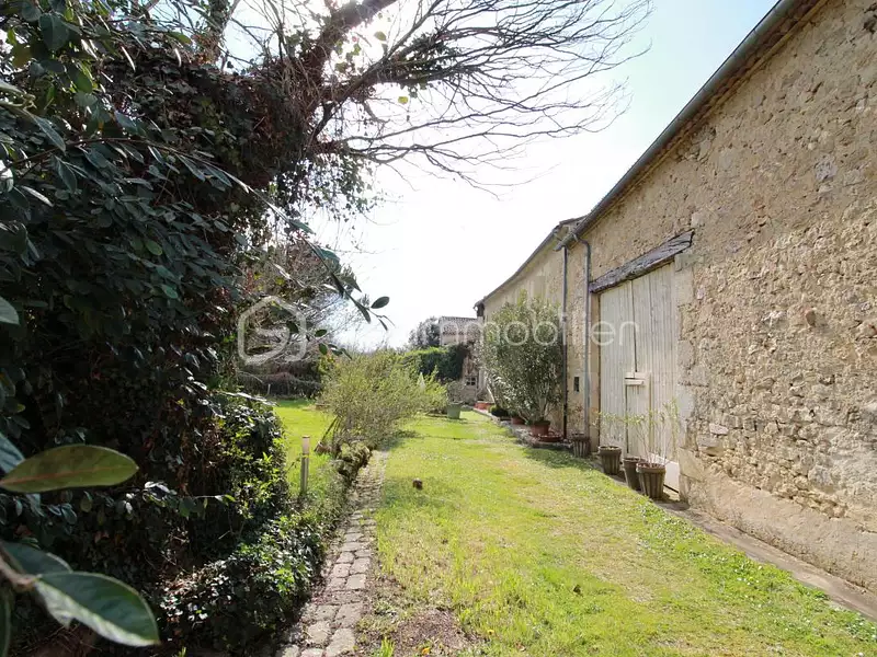 Maison, 300 m²