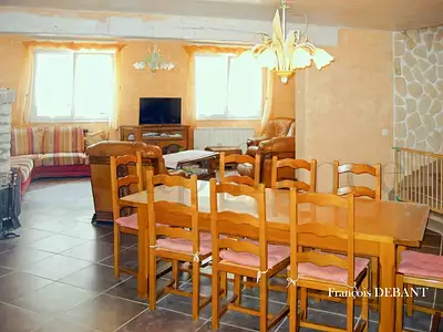 Maison, 252 m²