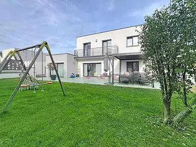 Maison, 144 m²
