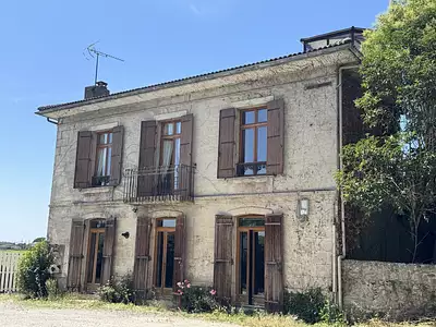 Maison, 197 m²
