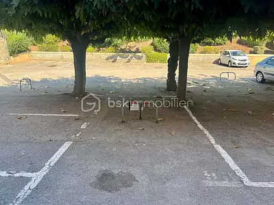 Parking, 12 m²