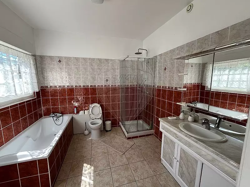 Maison, 145 m²