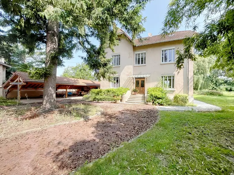 Maison, 277 m²