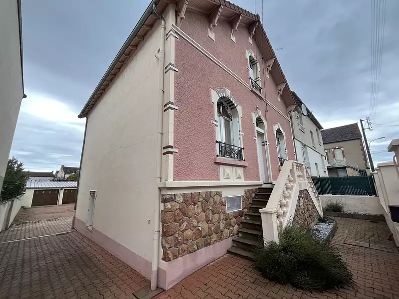Maison, 162 m²