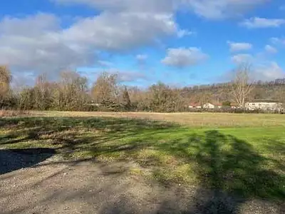 Terrain, 617 m²