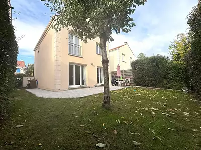 Maison, 94 m²