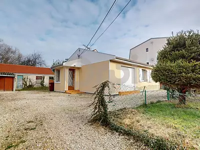 Maison, 77 m²