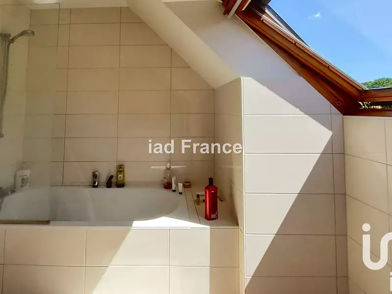 Maison, 259 m²