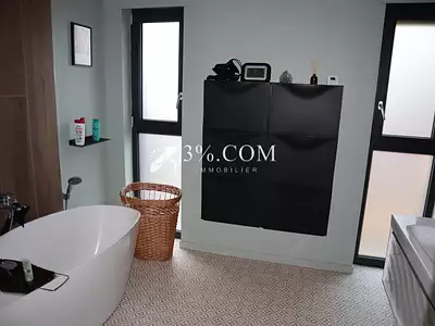 Maison, 222,5 m²