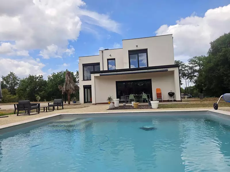 Maison, 220 m²