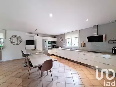 Maison, 142 m²