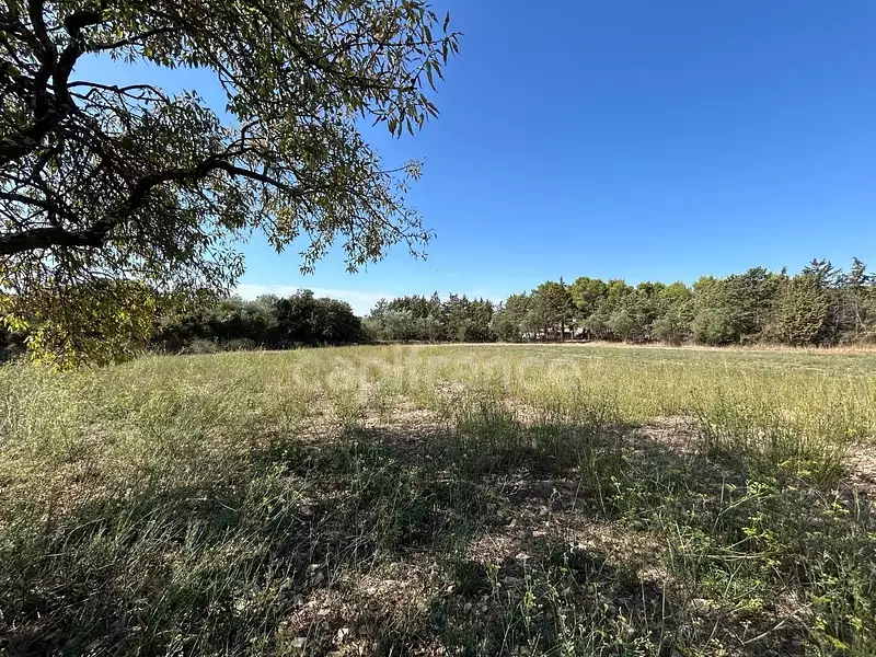 Terrain, 16 228 m²