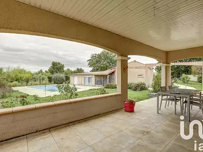Maison, 205 m²