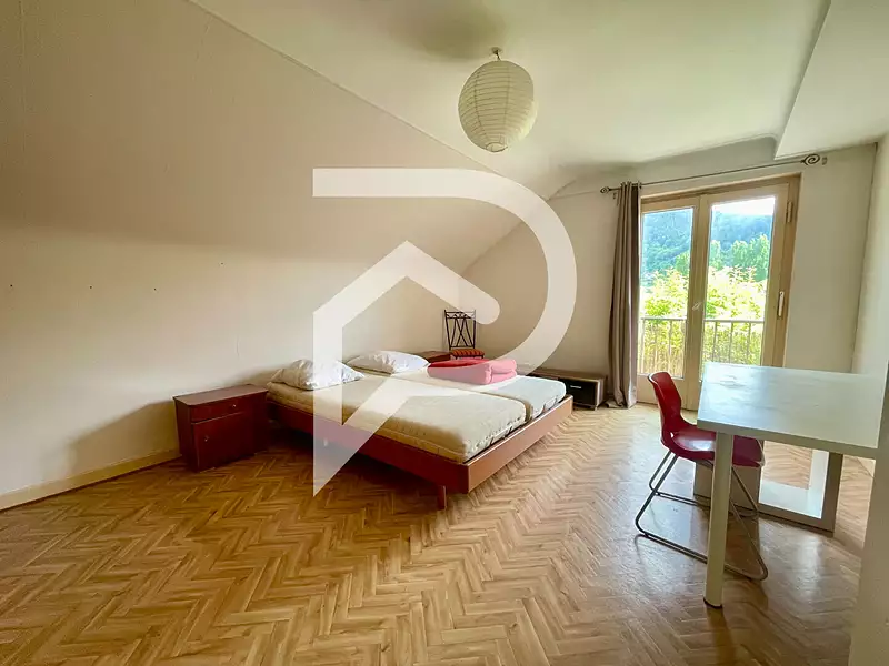 Maison, 137 m²