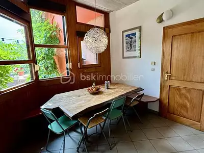 Maison, 260 m²