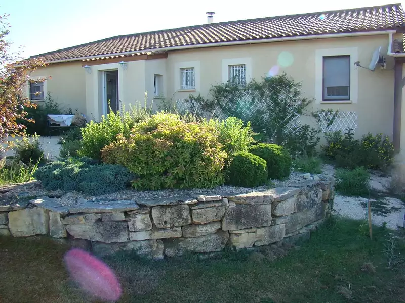 Maison, 592 m²