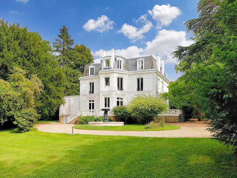 Maison, 377 m²