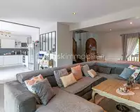 Maison, 196 m²
