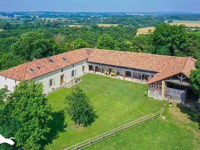 Maison, 284 m²