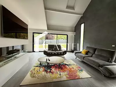 Maison, 216 m²