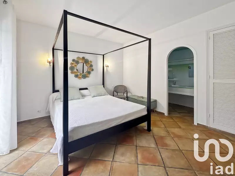 Maison, 282 m²
