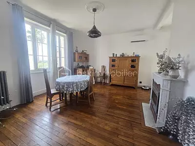 Maison, 200 m²