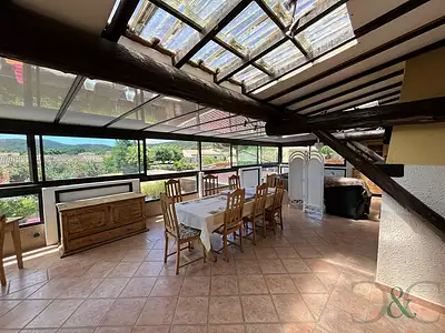 Maison, 275 m²